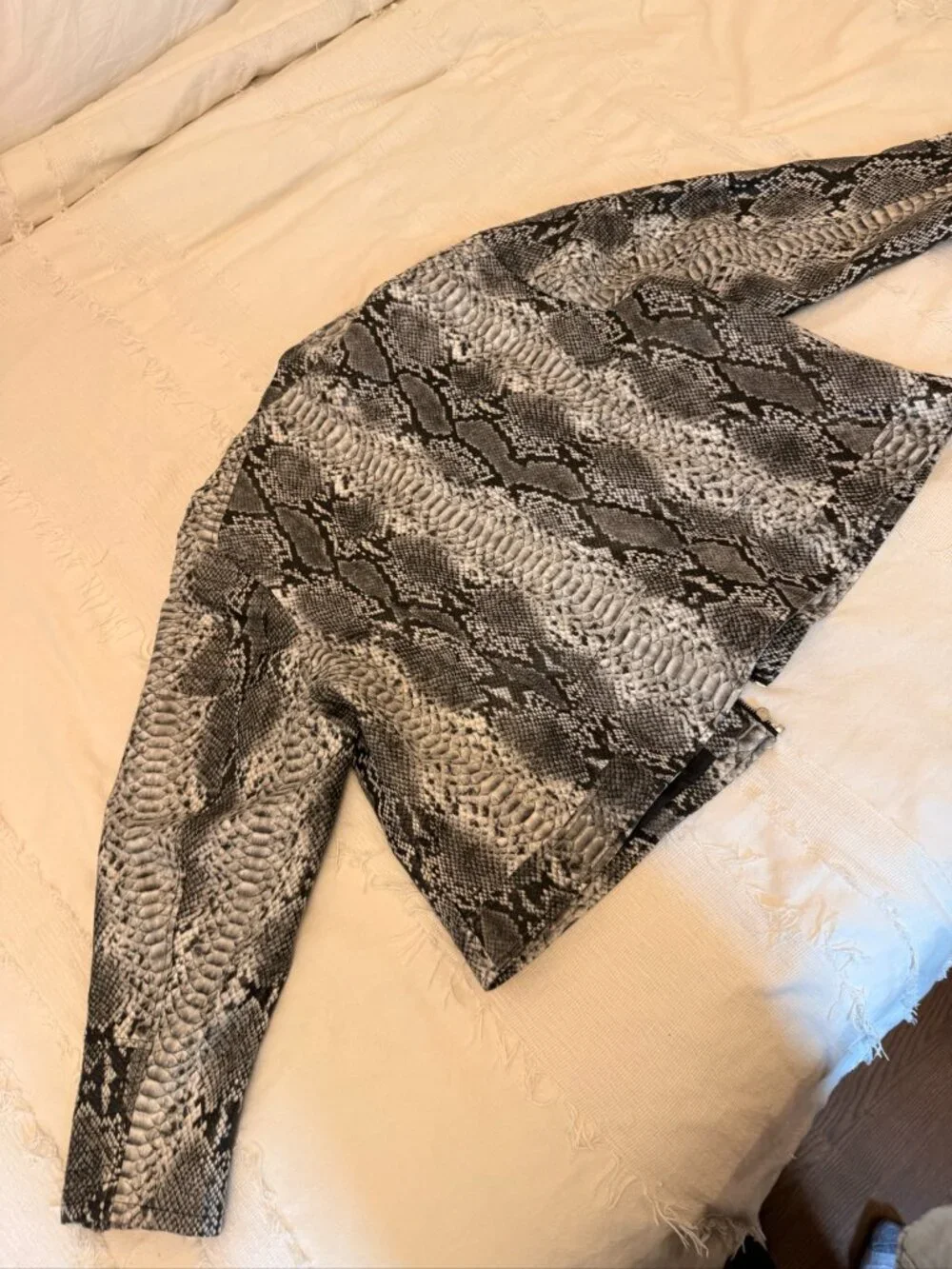 Unbranded Coats, jackets & vest Women Size 2x Gray